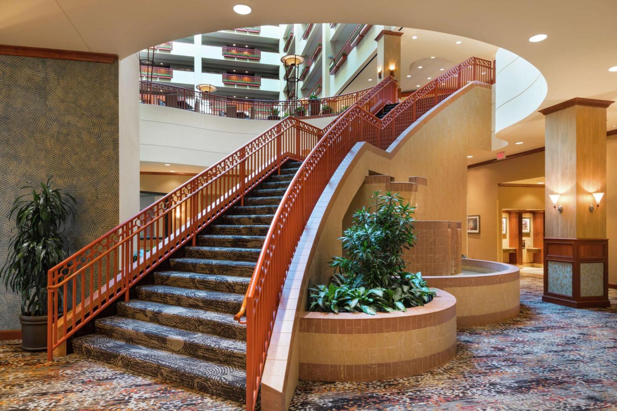 Embassy Suites By Hilton Saint Louis Saint Charles Εξωτερικό φωτογραφία