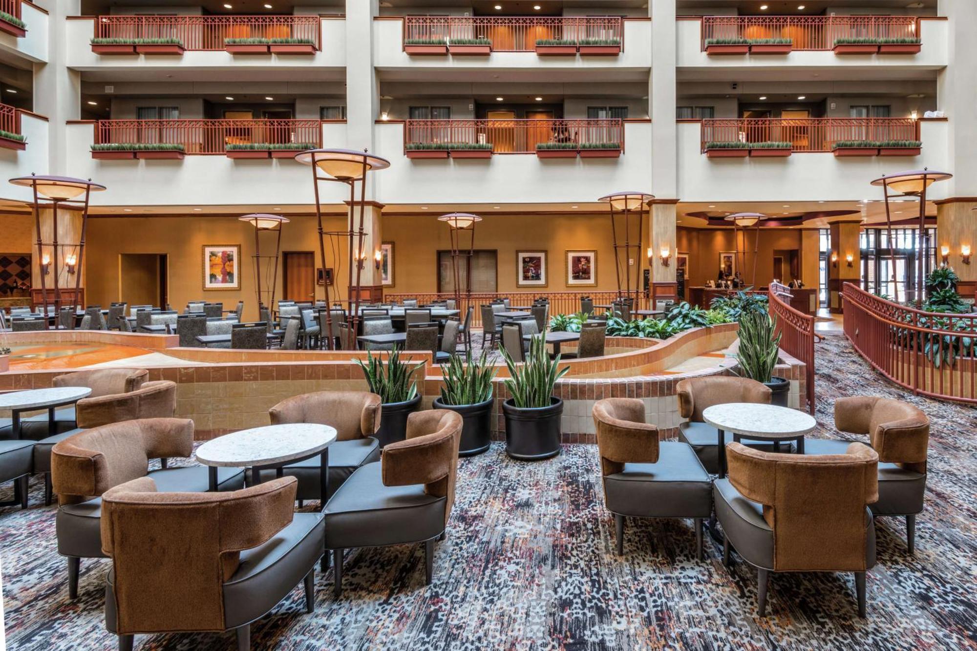 Embassy Suites By Hilton Saint Louis Saint Charles Εξωτερικό φωτογραφία