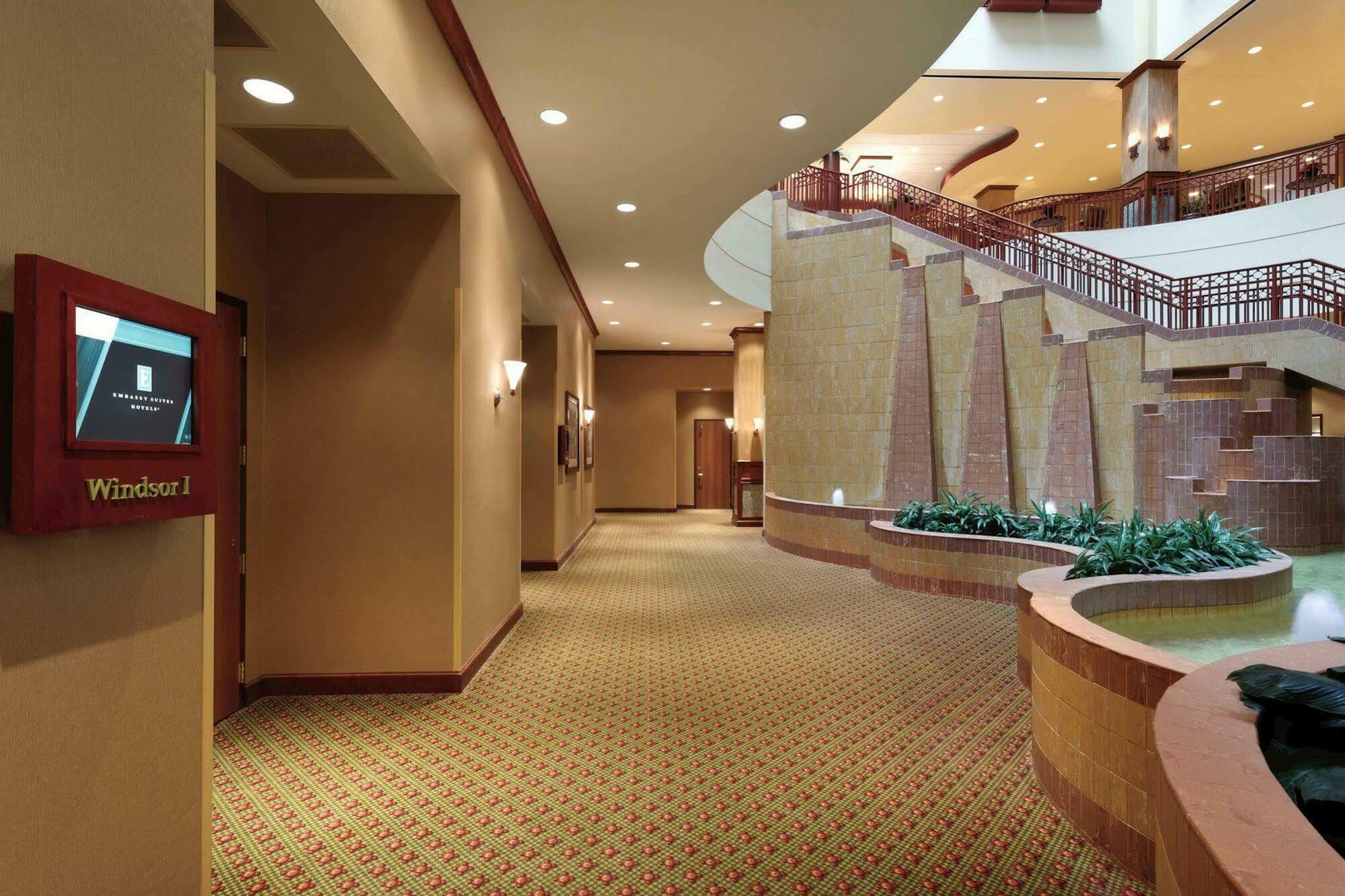 Embassy Suites By Hilton Saint Louis Saint Charles Εξωτερικό φωτογραφία